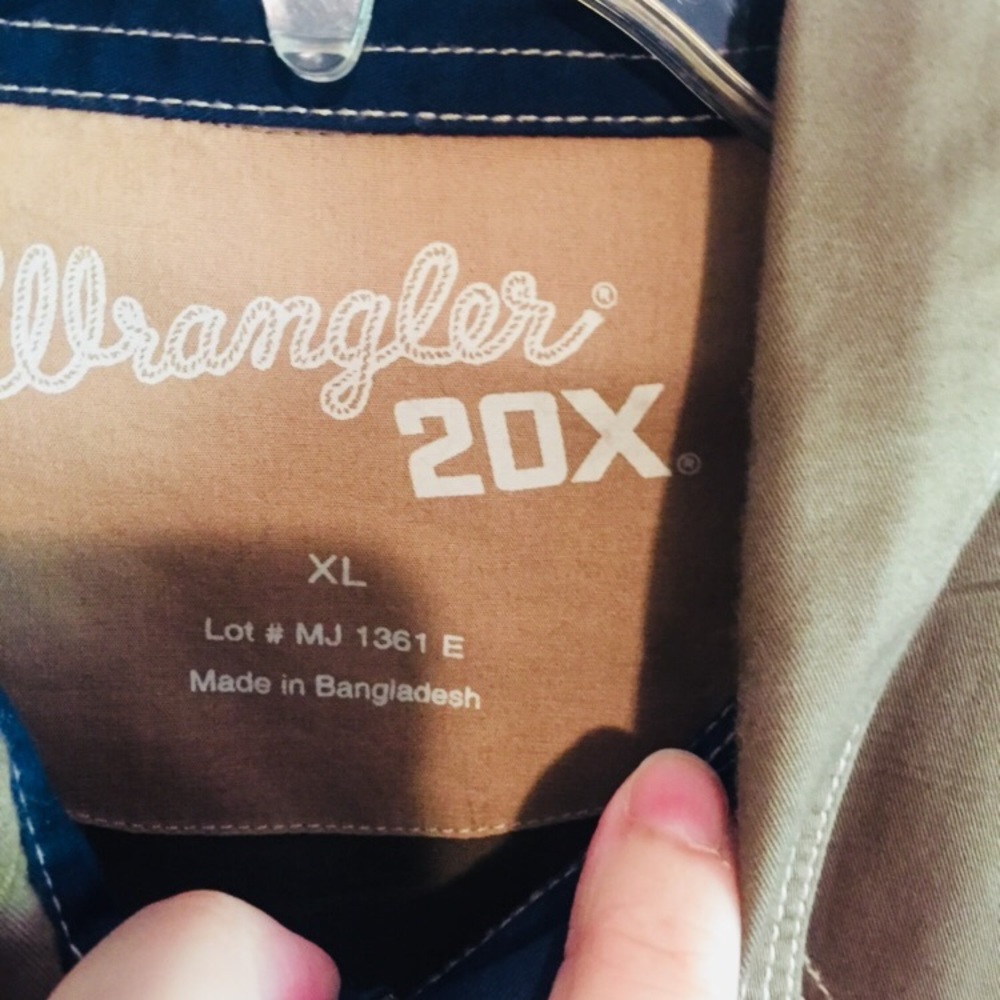 New Wrangler pearl snap worn once